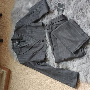 Boss Crop Pinstripe Pants Suit Set